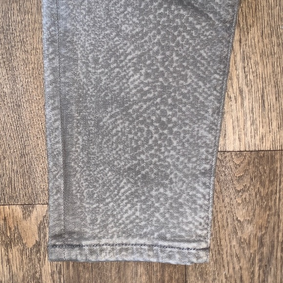Express 10R Womens Snakeprint Grey Skinny High Rise  Stretch Button Jeans NWT - Picture 7 of 11